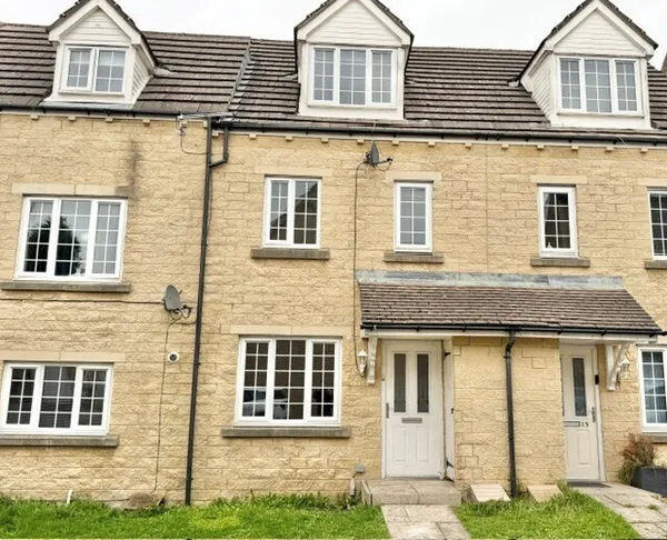 Pippin Court, Halifax, HX2 8BG