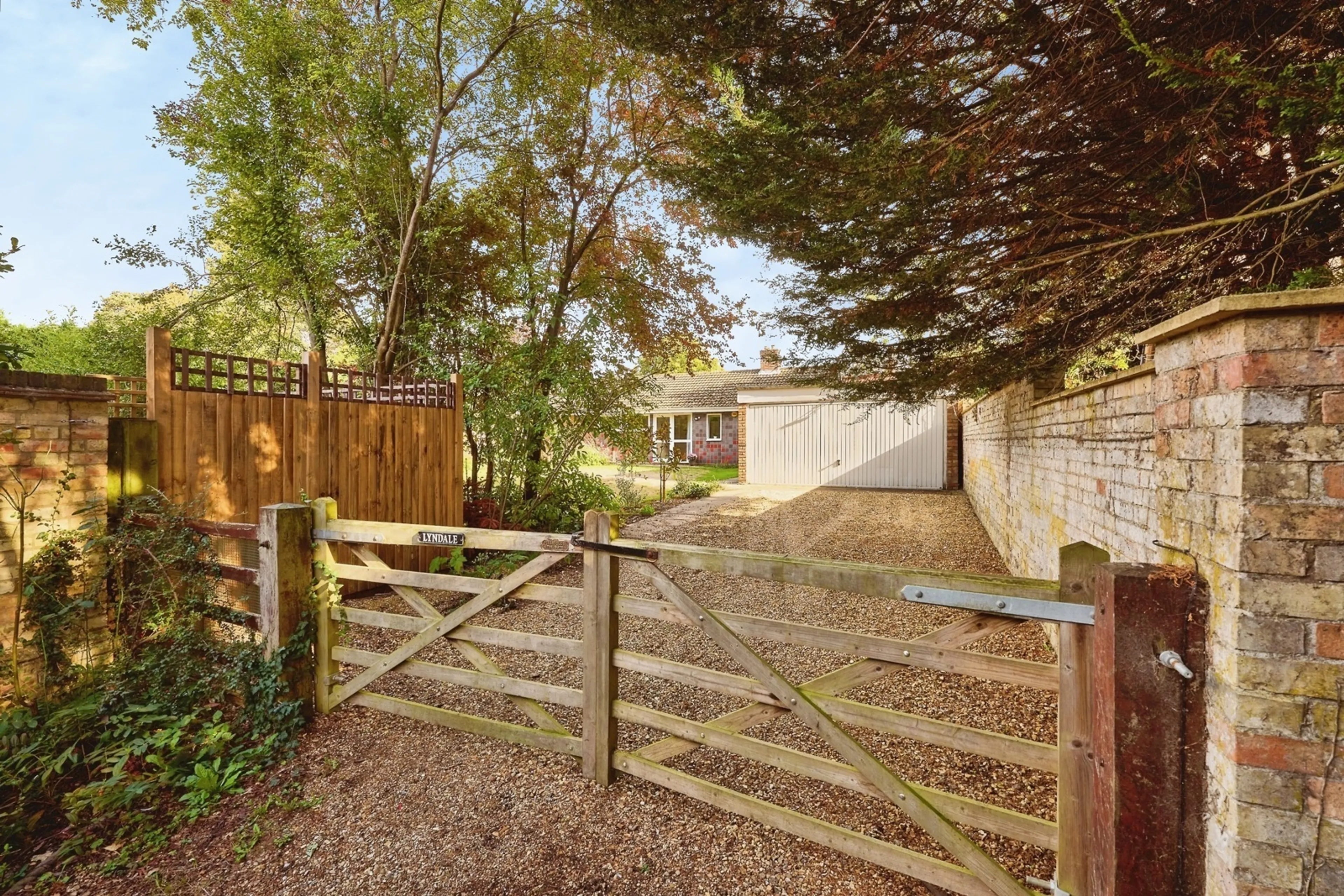 Property photo 0