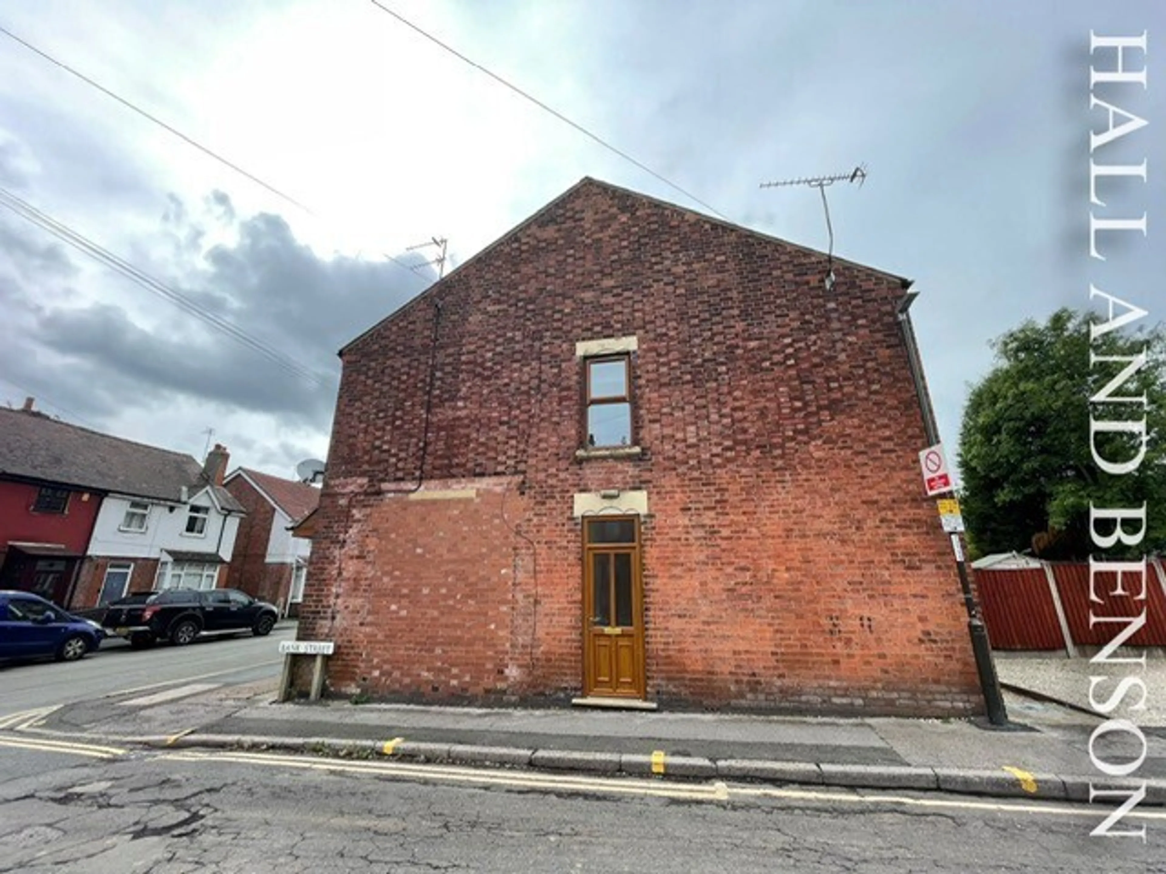 Property photo 0