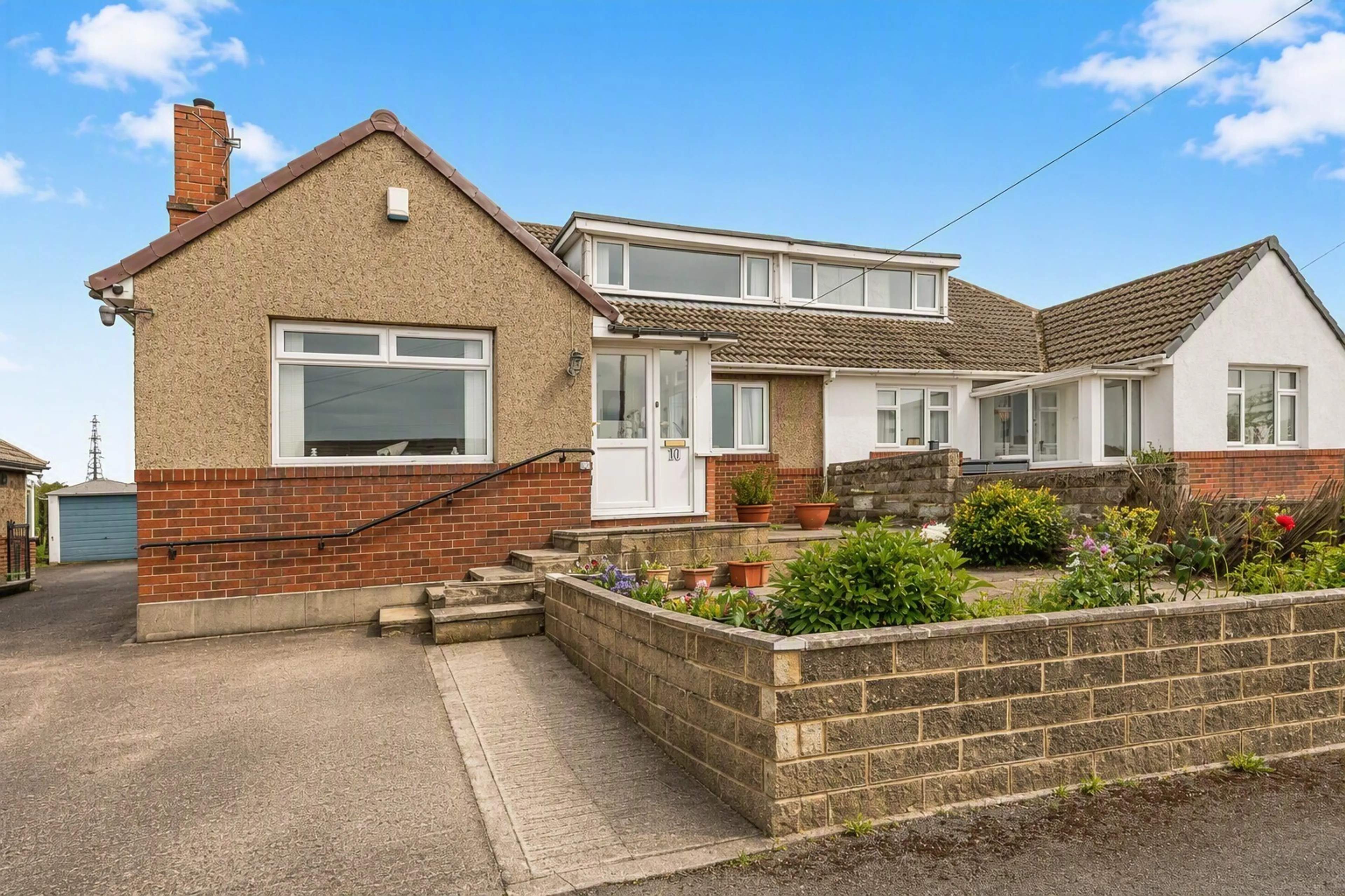Property at West Lodge Crescent, Ainley Top, Huddersfield