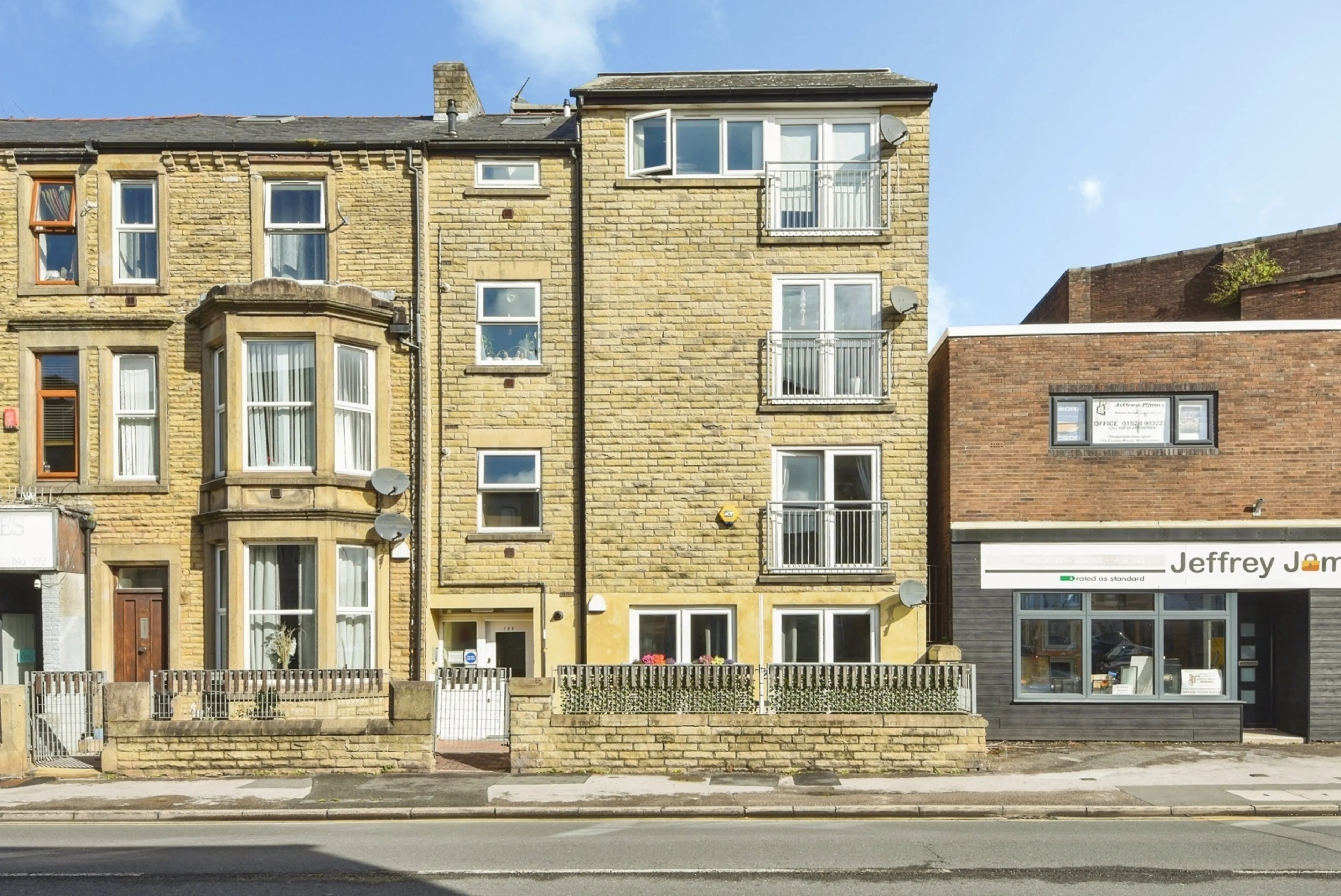 Property photo 0