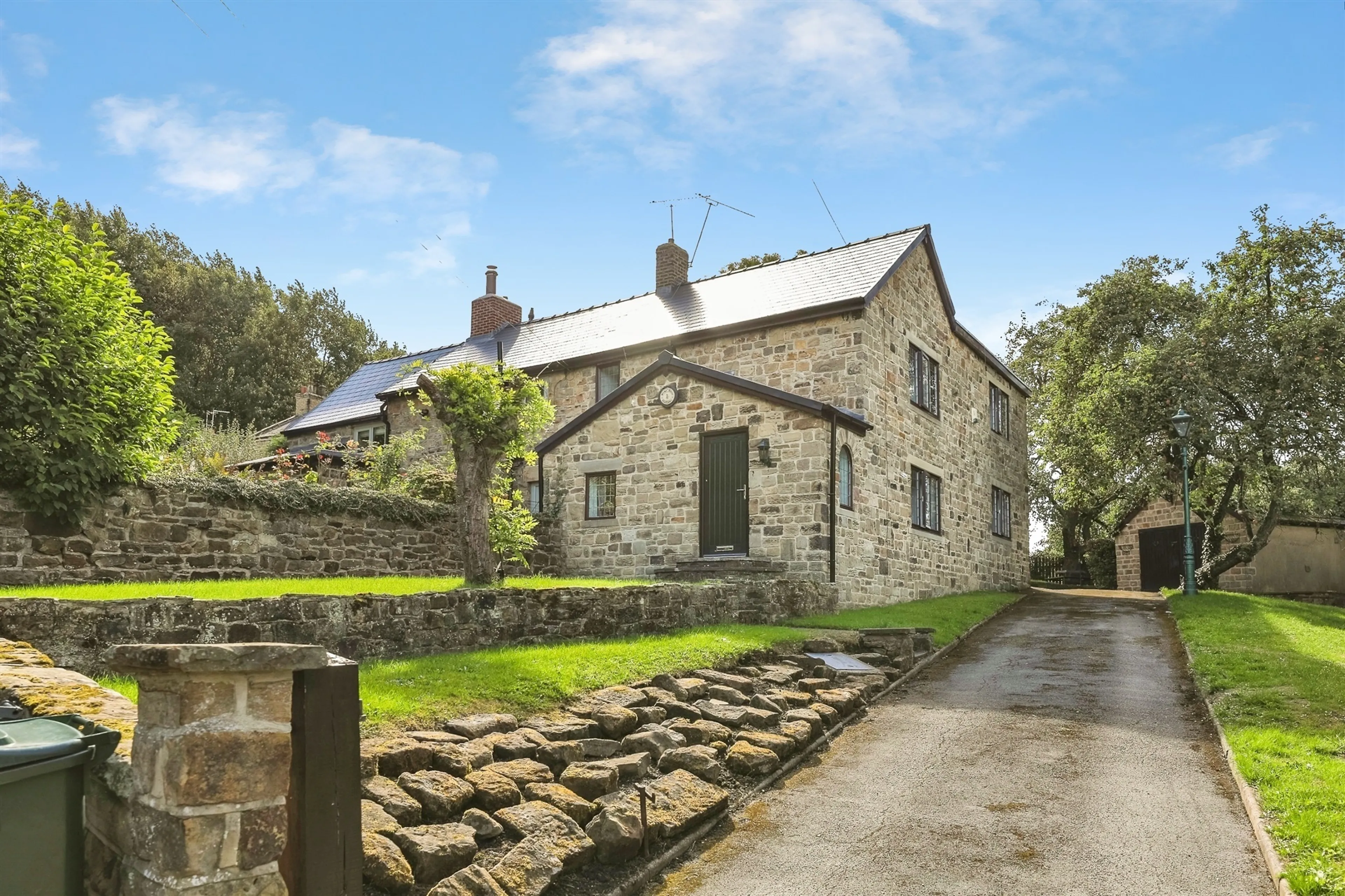 Property at Tinglebridge, Hemingfield, Barnsley