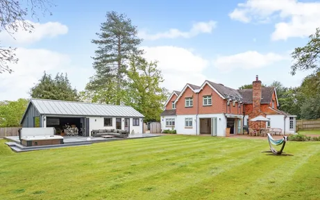 Mill Lane Chiddingfold GU8