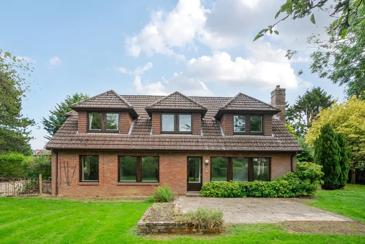 Nairdwood Lane Great Missenden HP16 photo 2