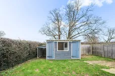 Plaistow Road Dunsfold GU8 photo 6