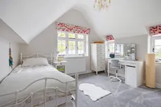 Mill Lane Chiddingfold GU8 photo 7