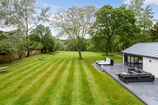 Mill Lane Chiddingfold GU8 photo 16