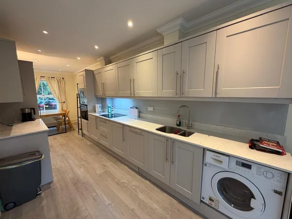 Millfield Court, Hale