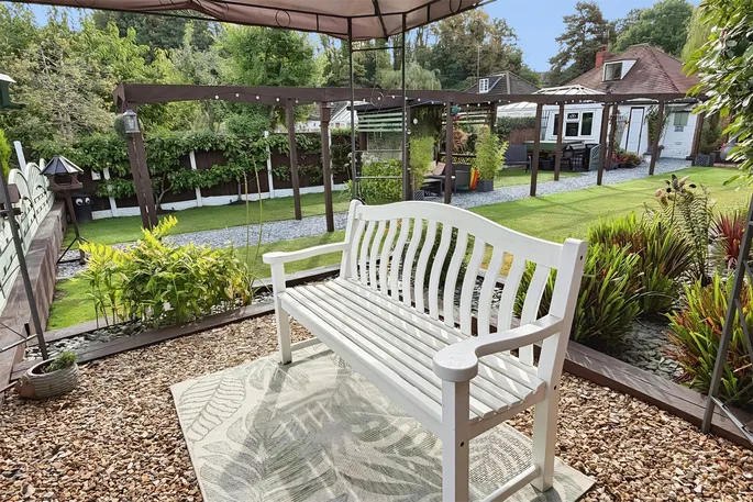 Property carousel image 43