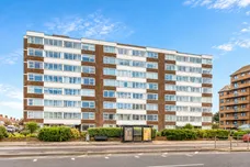 Kingsway, Hove