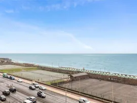 Kingsway, Hove thumb 2