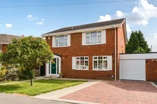 Fir Tree Close, Epsom, KT17 photo 1