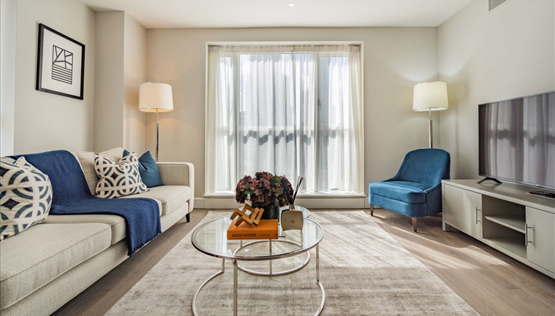 2 Bedroom Apartment To Let  Westferry  E14 Image 3