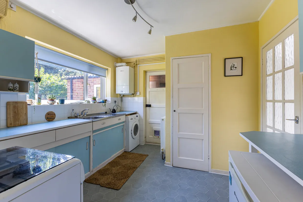 Bullhead Road, Borehamwood, WD6 photo 2