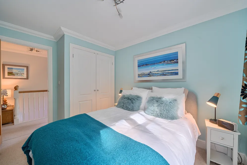 Spratts Lane, Ottershaw, KT16 photo 2