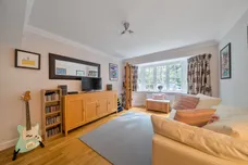 Spratts Lane, Ottershaw, KT16 photo 3