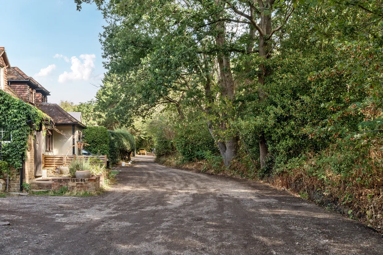 Spratts Lane, Ottershaw, KT16 photo 21