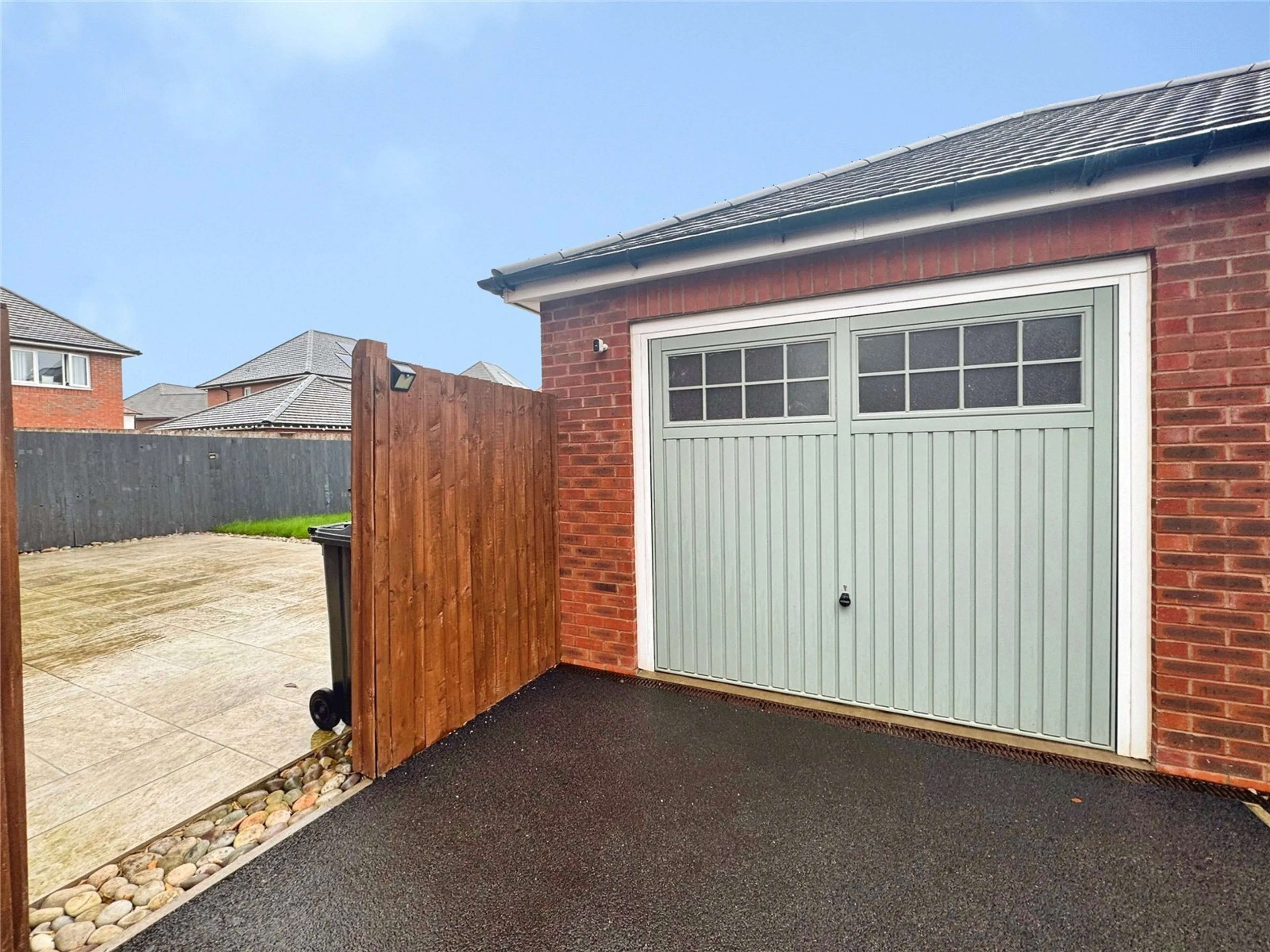 Property photo 44