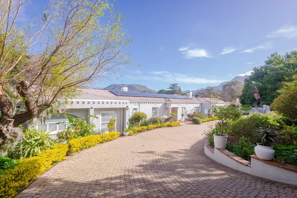 South Africa, Western Cape, Constantia, Ladies Mile Road, 6