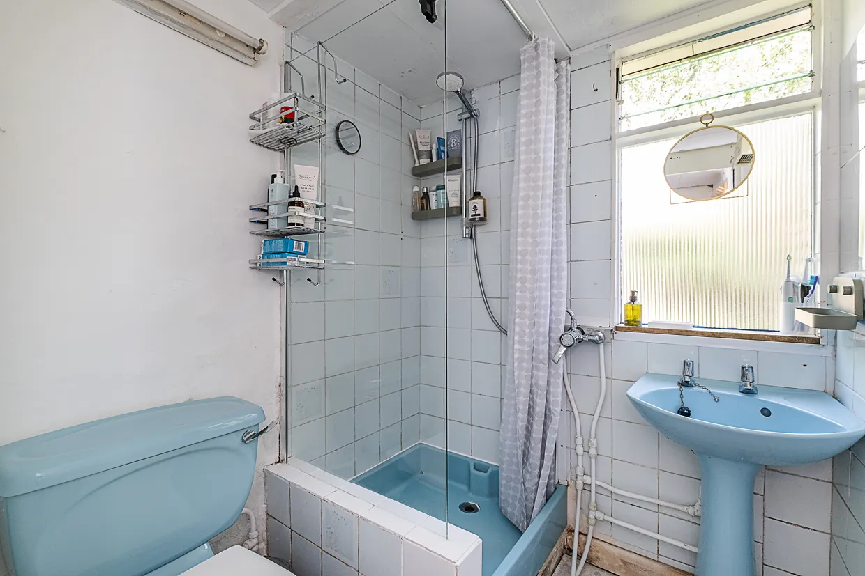 Clapham Manor Street, London, SW4 photo 18