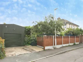 Loftin Way, Great Baddow, Chelmsford thumb 3