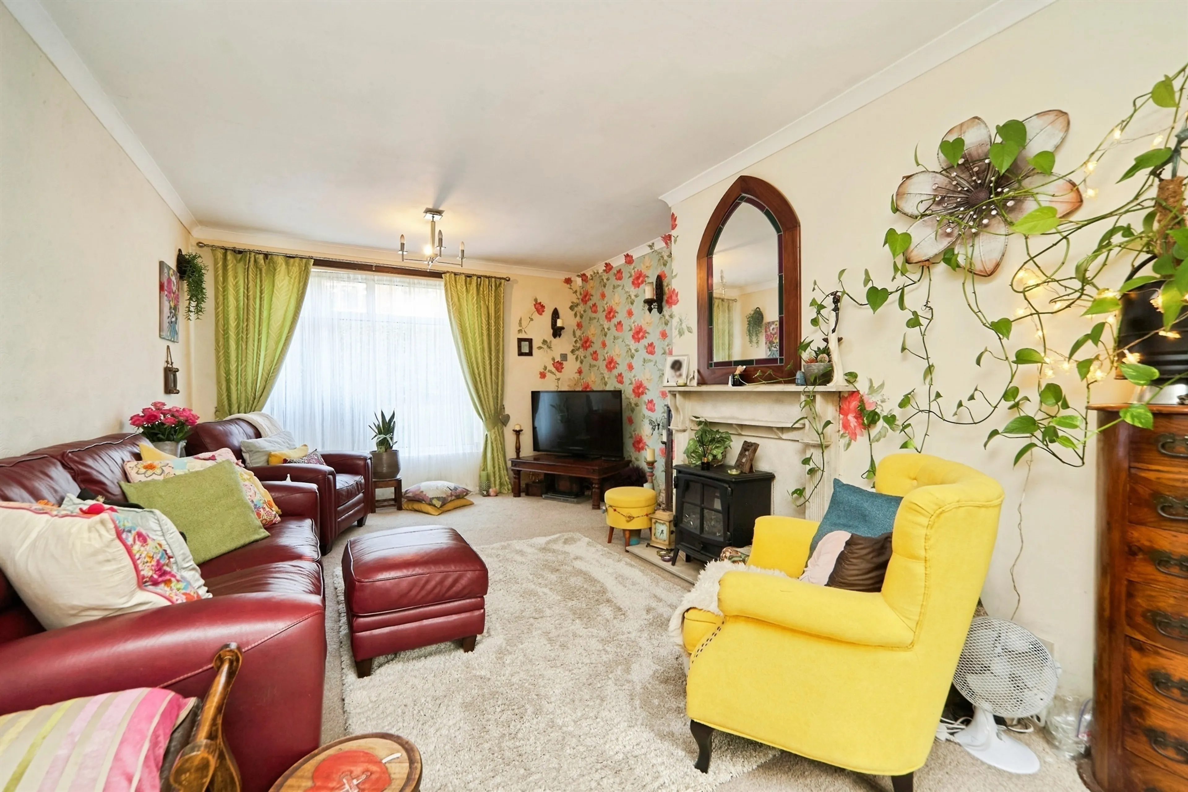 Property at Lincombe Drive, LEEDS