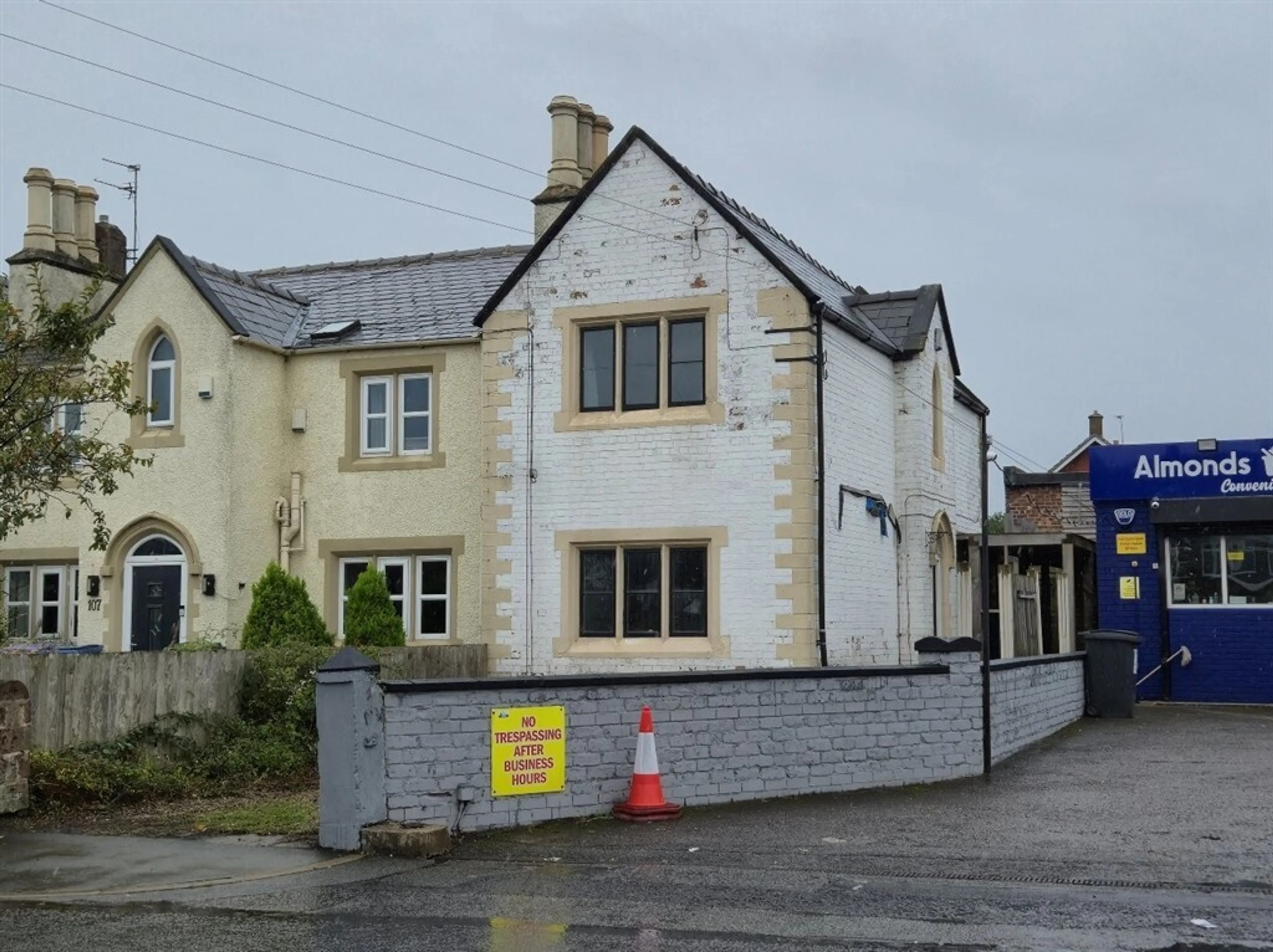 Property at Almonds Green, LIVERPOOL