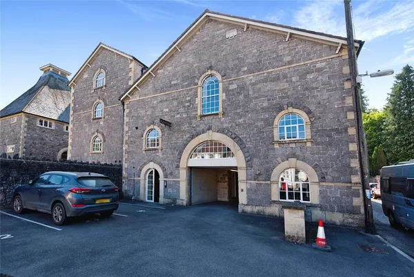 High Street, Oakhill, Radstock, Somer...