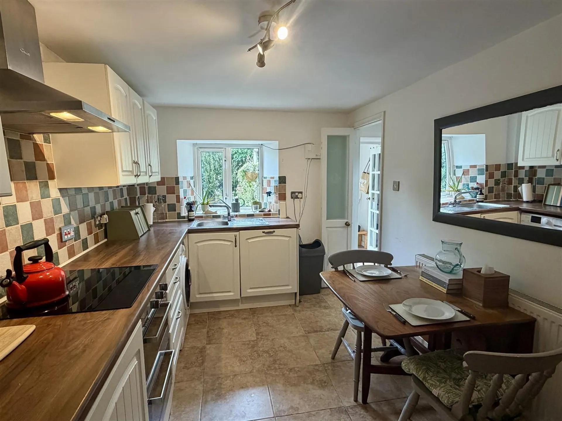 Property photo top 1