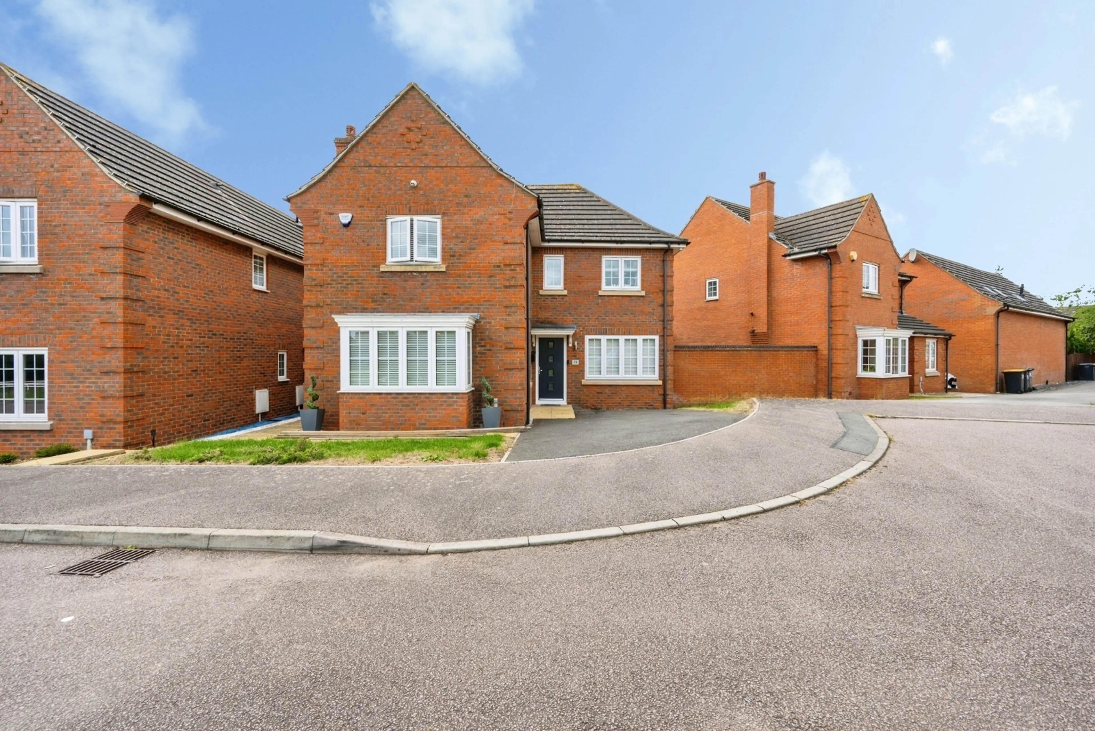 Property photo 0