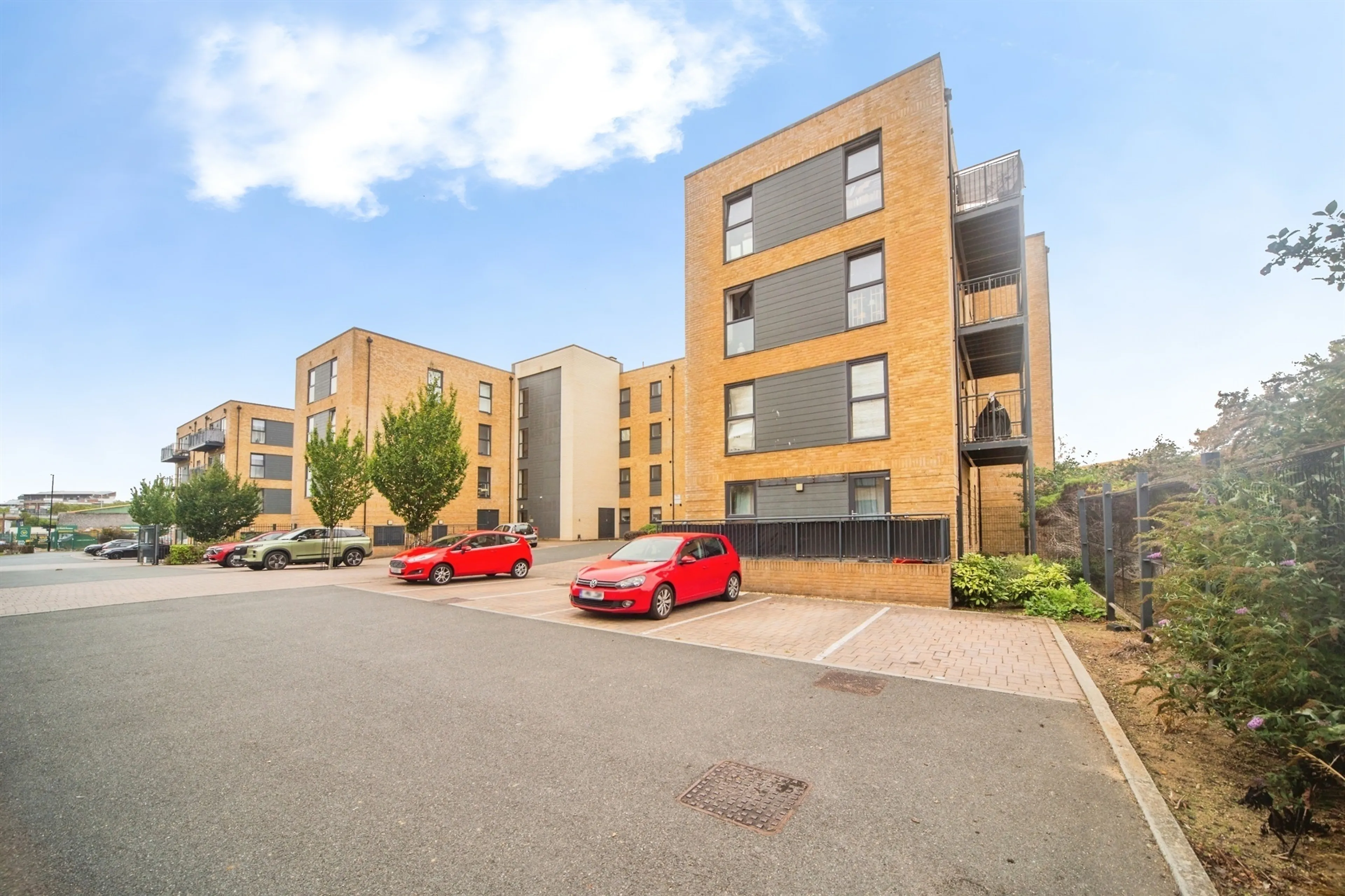 Property photo 0