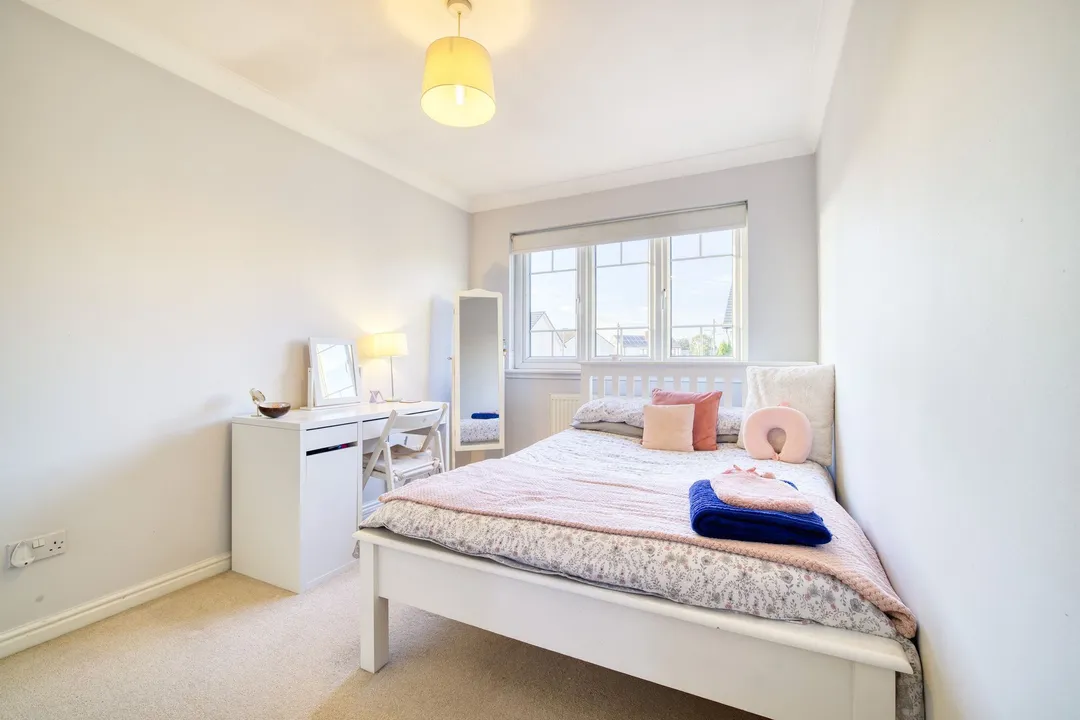 https://mr0.homeflow-assets.co.uk/files/photo/image/48413/8042/_x_/003A8662_HDR-79.jpg