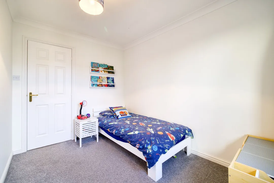https://mr0.homeflow-assets.co.uk/files/photo/image/48413/8054/_x_/003A8652_HDR-77.jpg