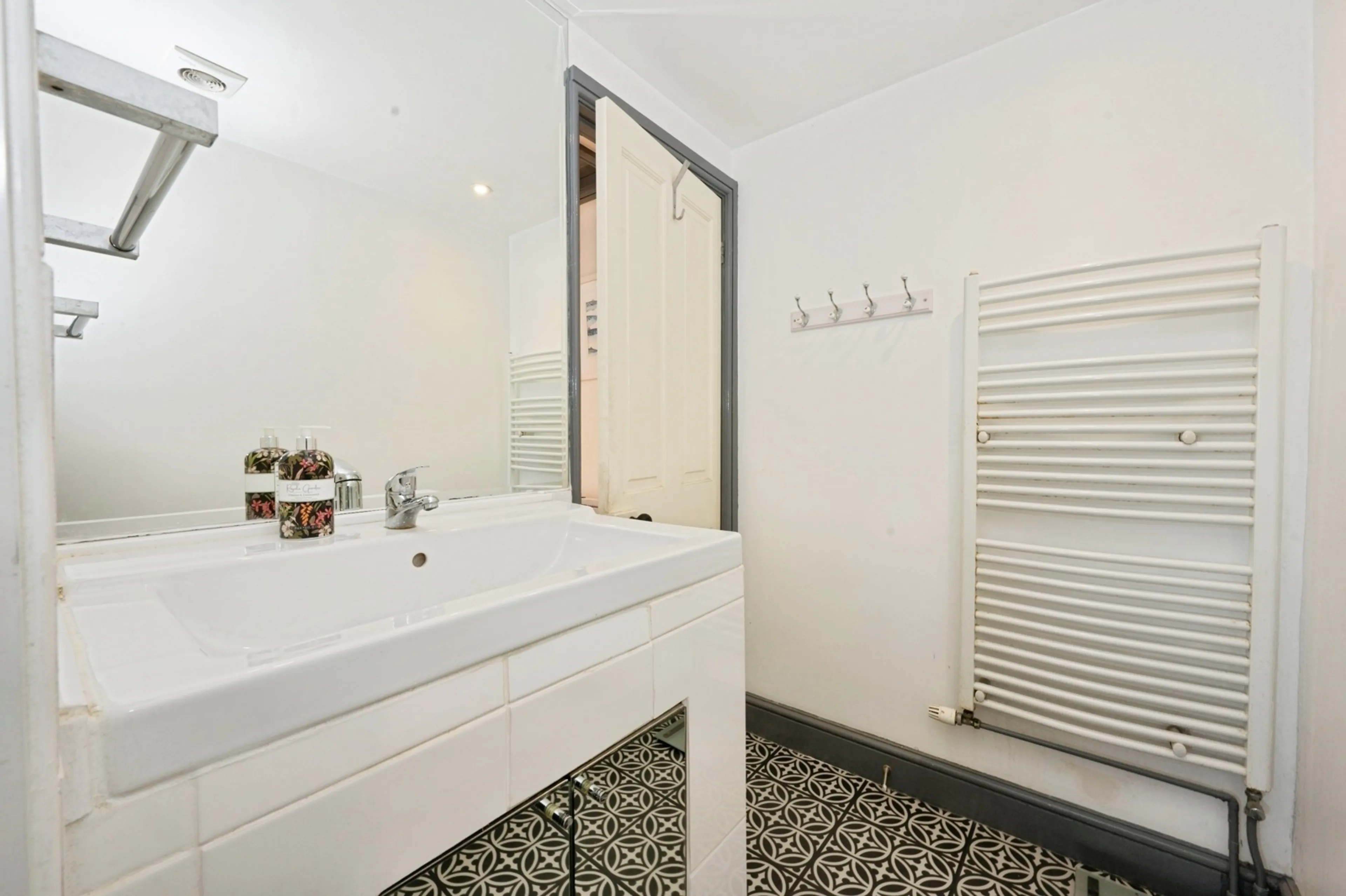Property photo 24