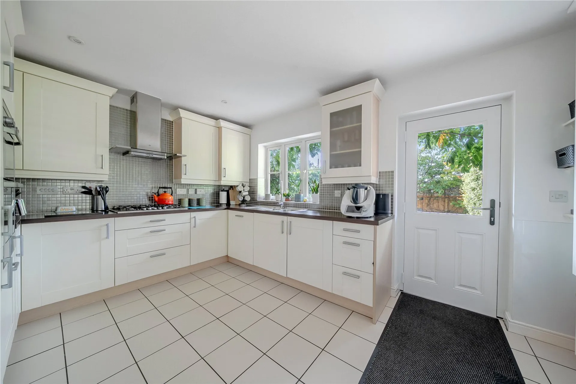 Property photo top 2