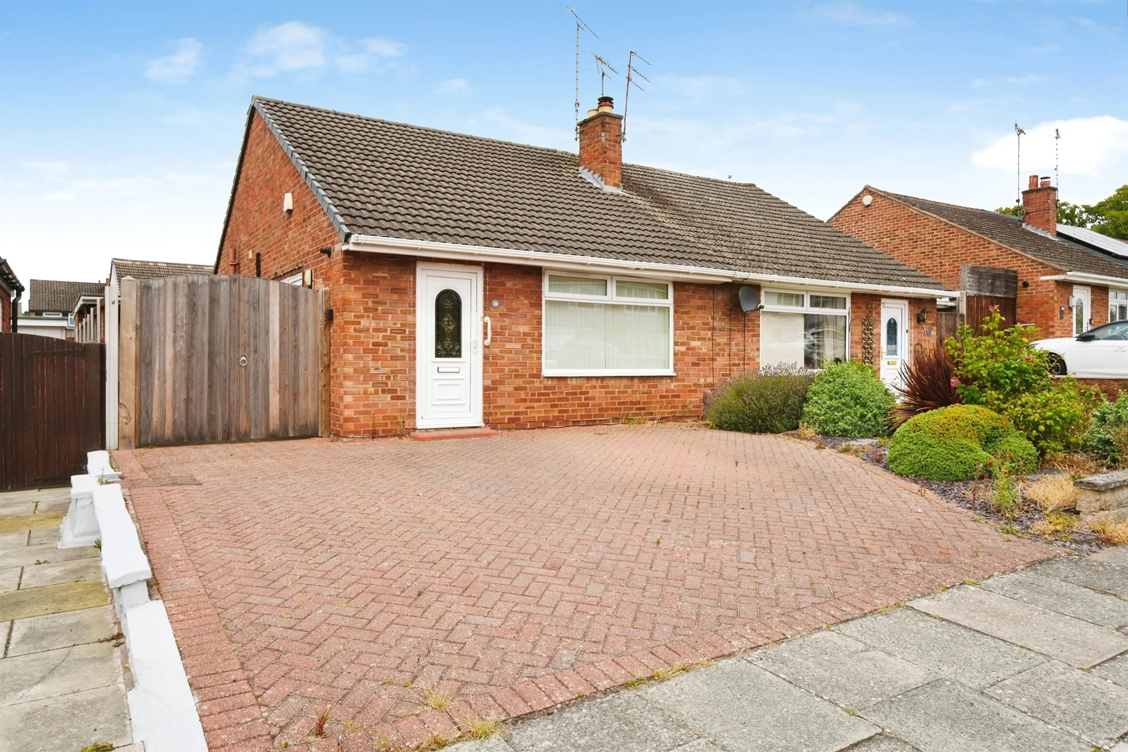 Property at Sunningdale Drive, Bromborough, Wirral