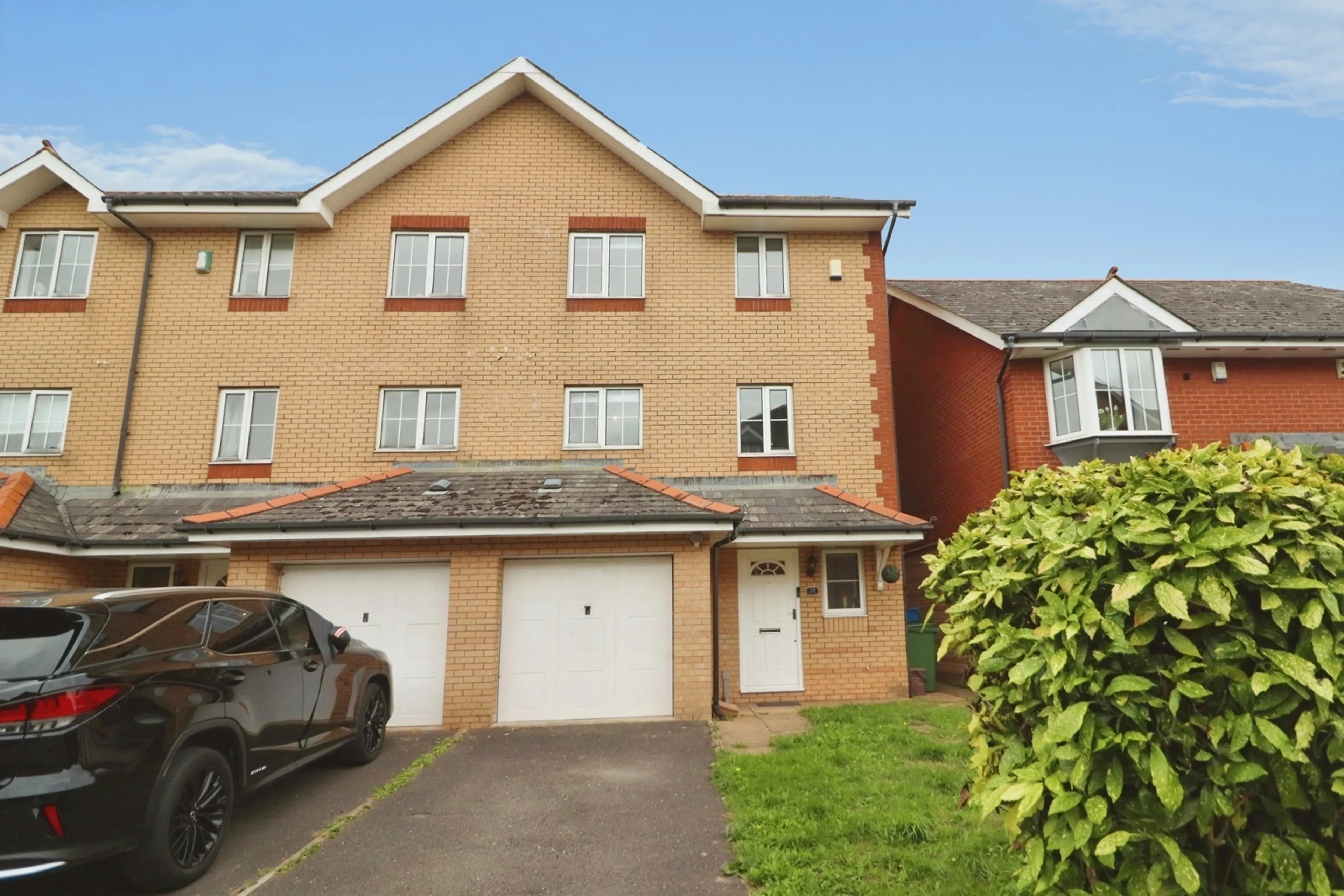 Property photo 0