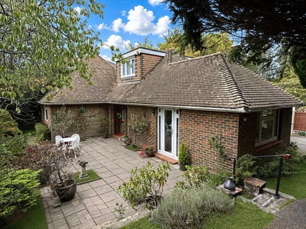 Maudlyn Close, Bramber, West Sussex, ...