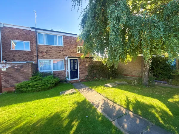 Austwick Close, Warwick