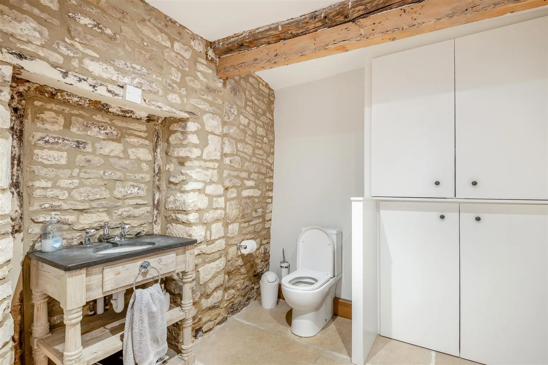 Property photo top 3