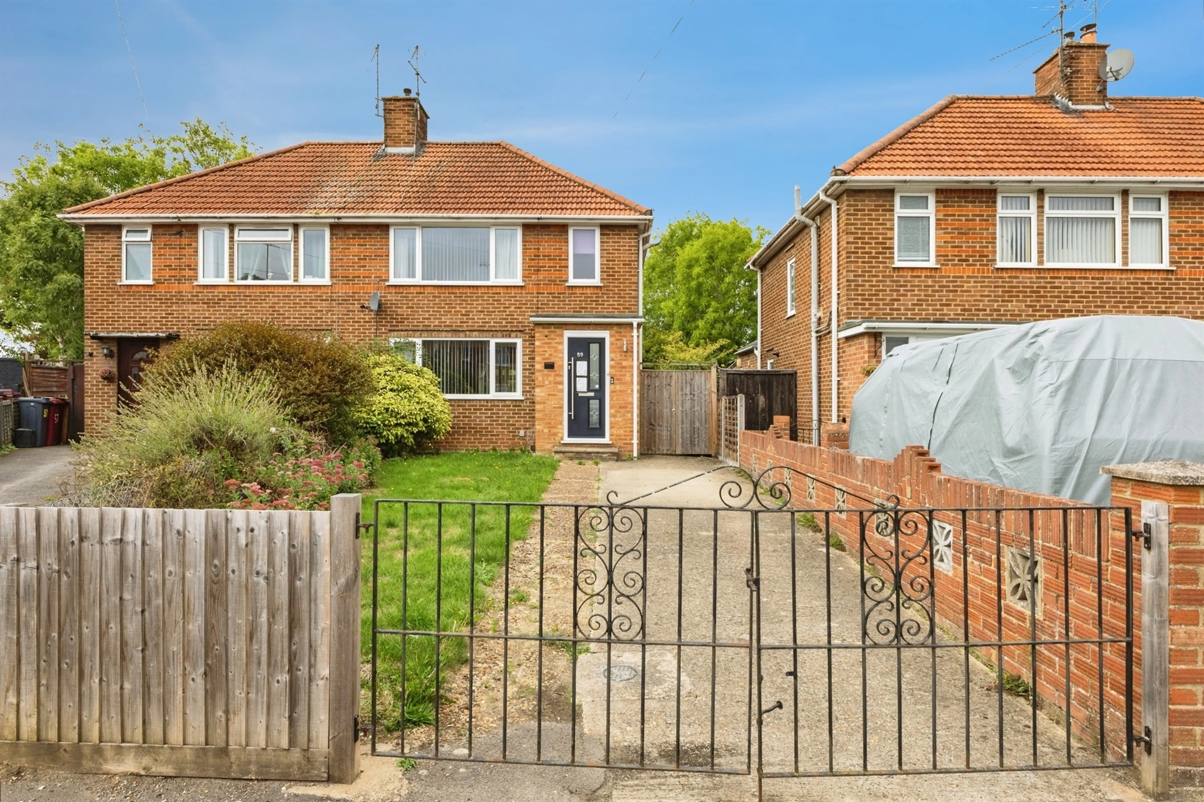 Property photo 0