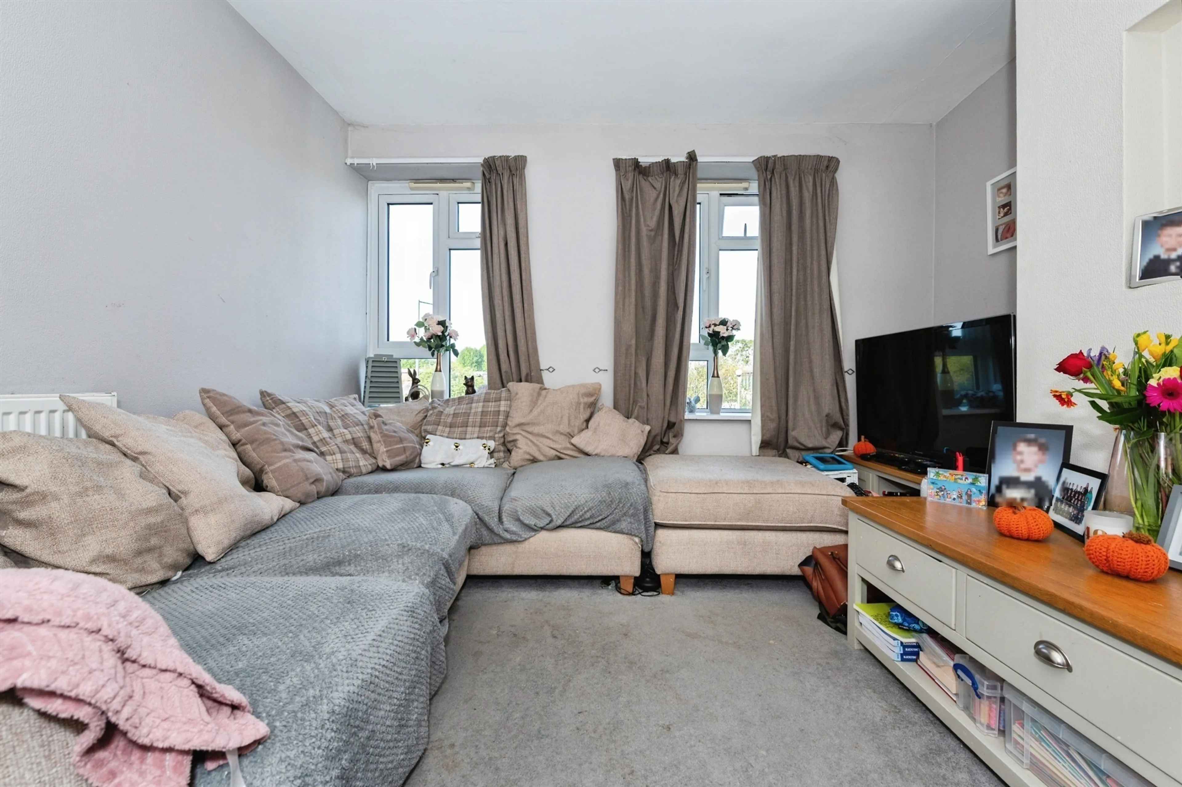 Property at Cam Green, South Ockendon