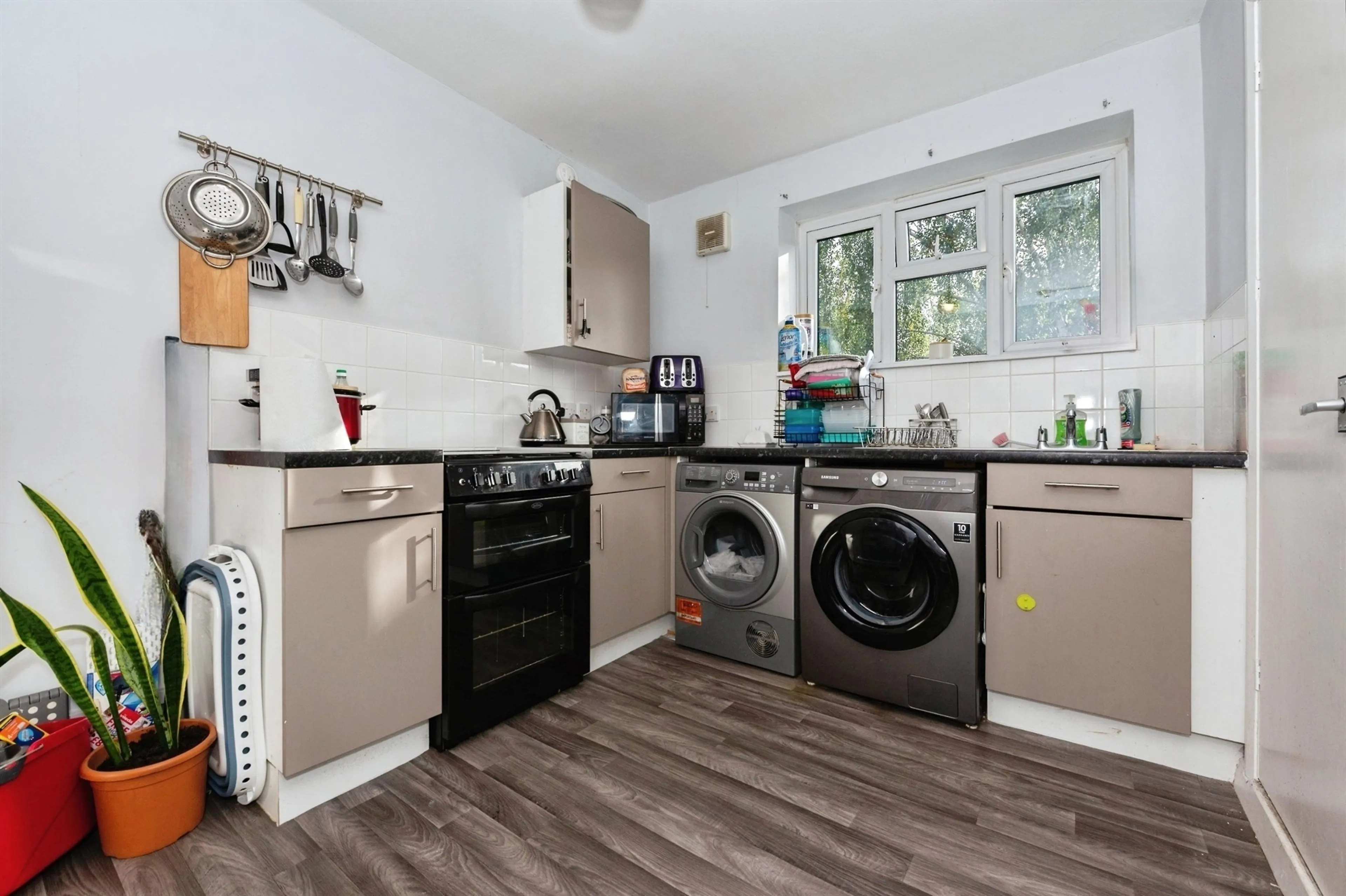 Property at Cam Green, South Ockendon
