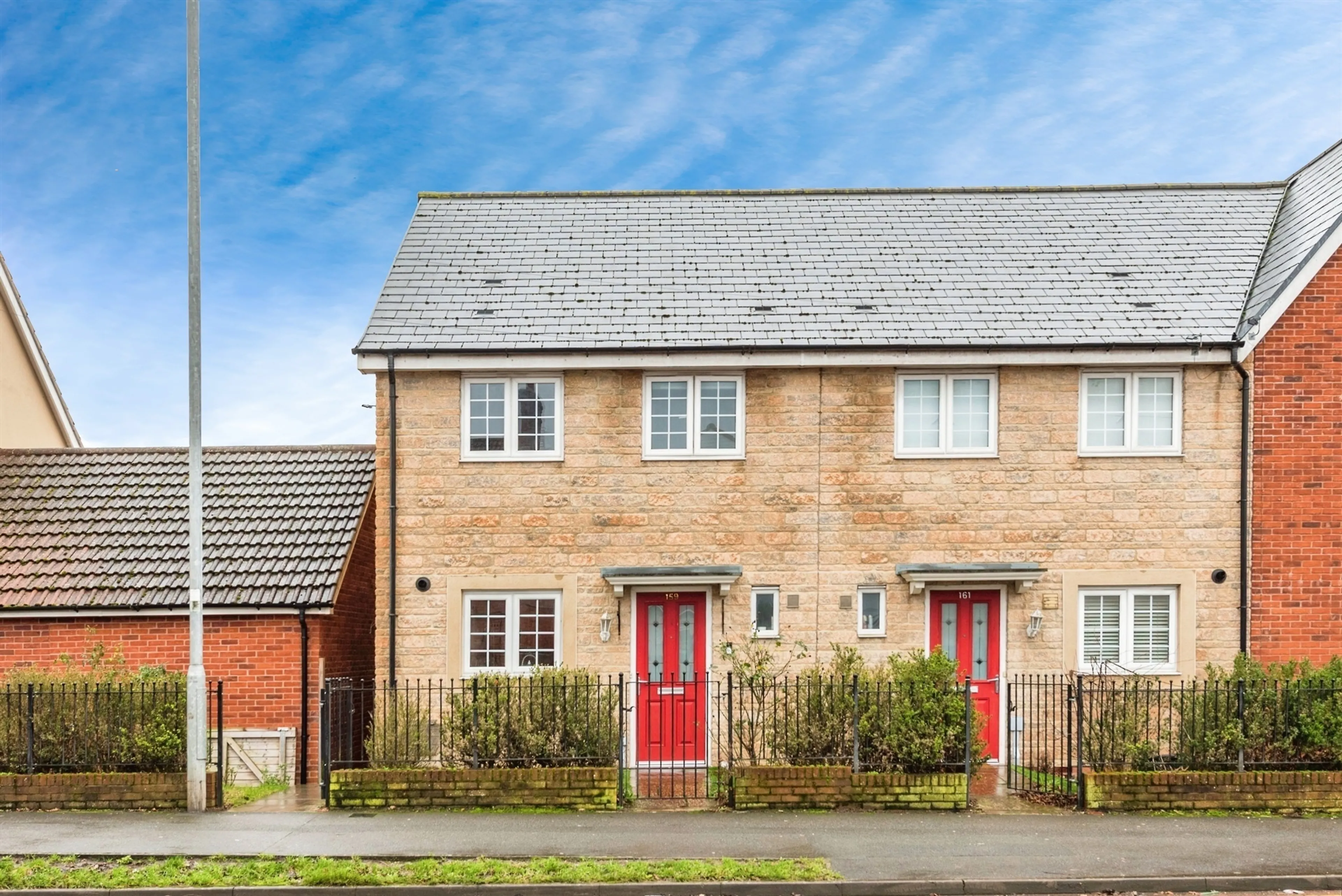 Property photo 0