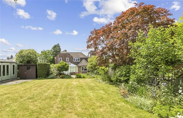 Petersfield Road, Midhurst, GU29 photo 9