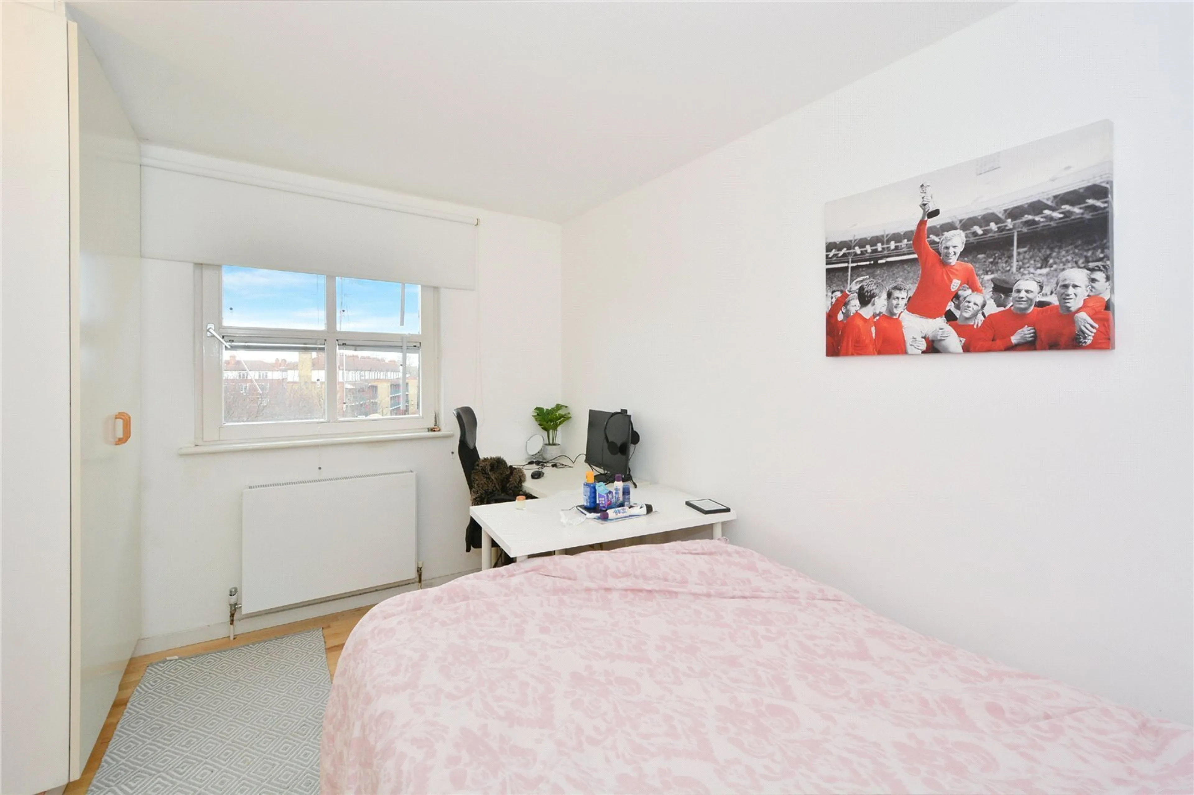 Photo 3