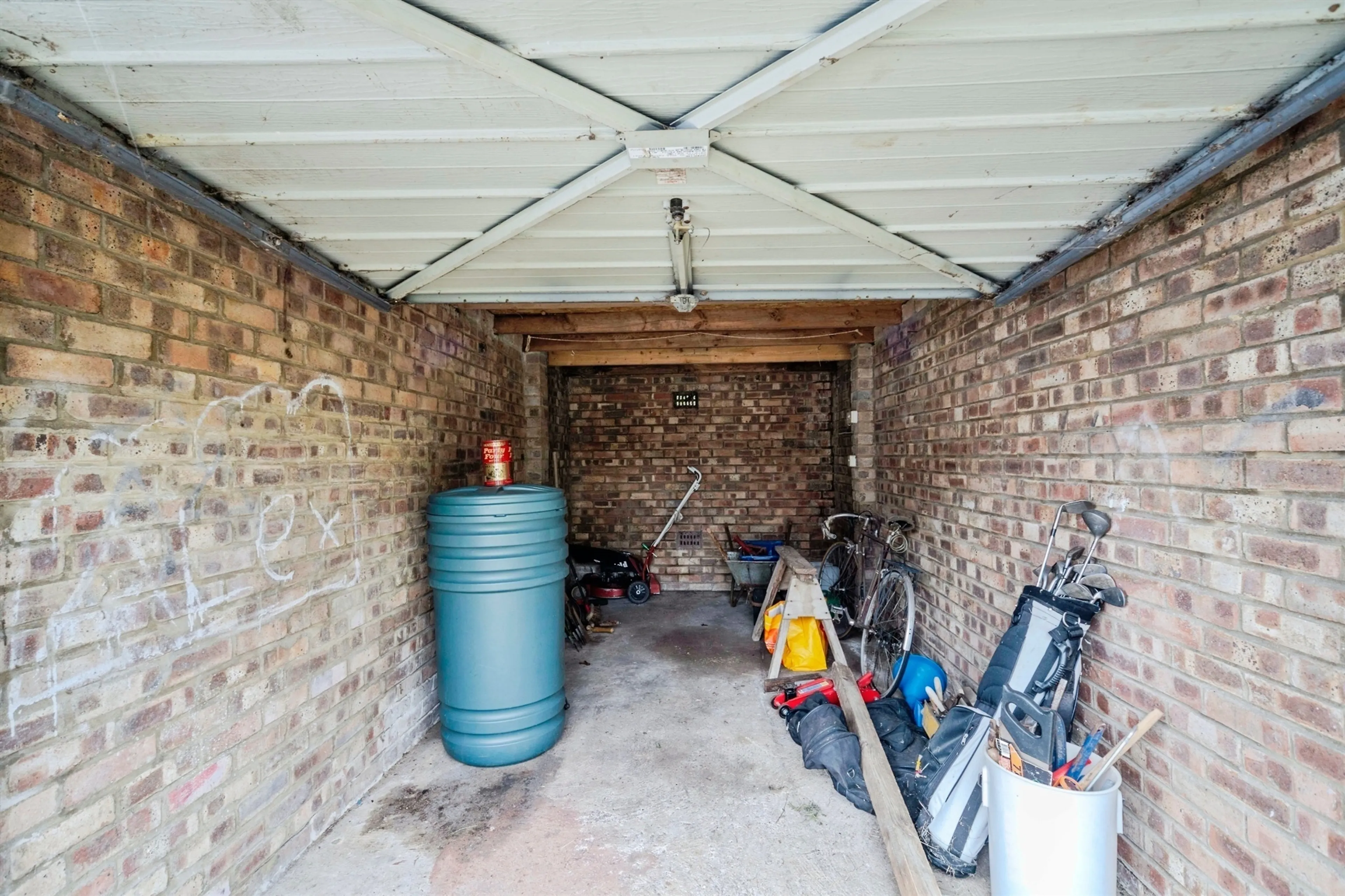Property photo 16