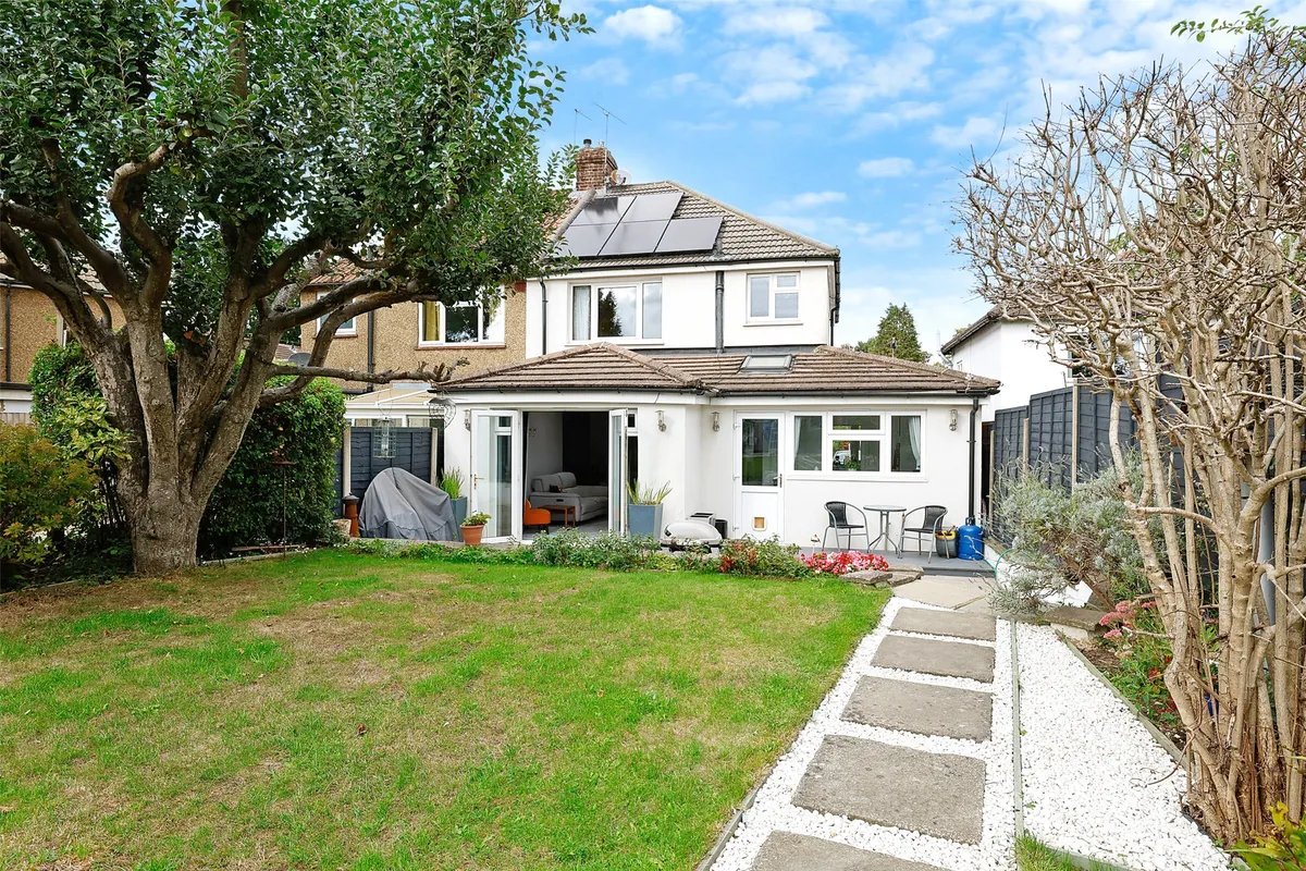 Elmwood Road, Redhill, Surrey, RH1