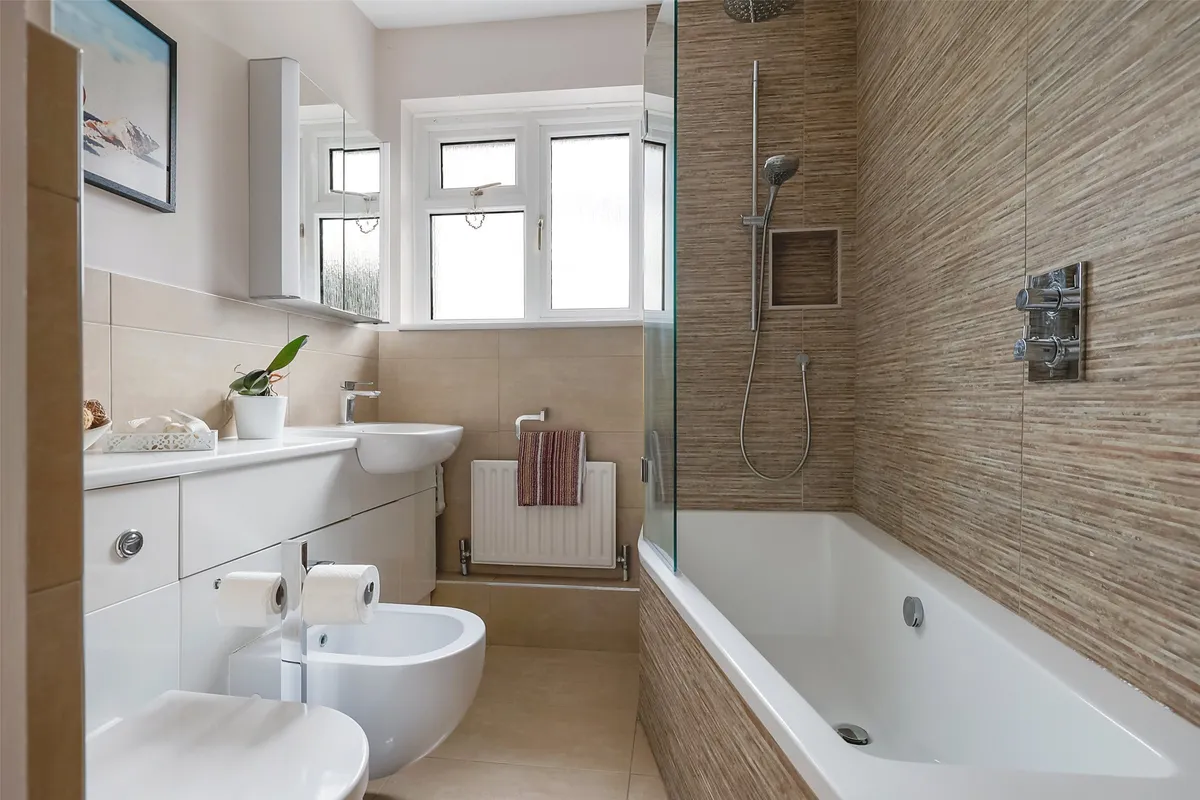 Elmwood Road, Redhill, Surrey, RH1