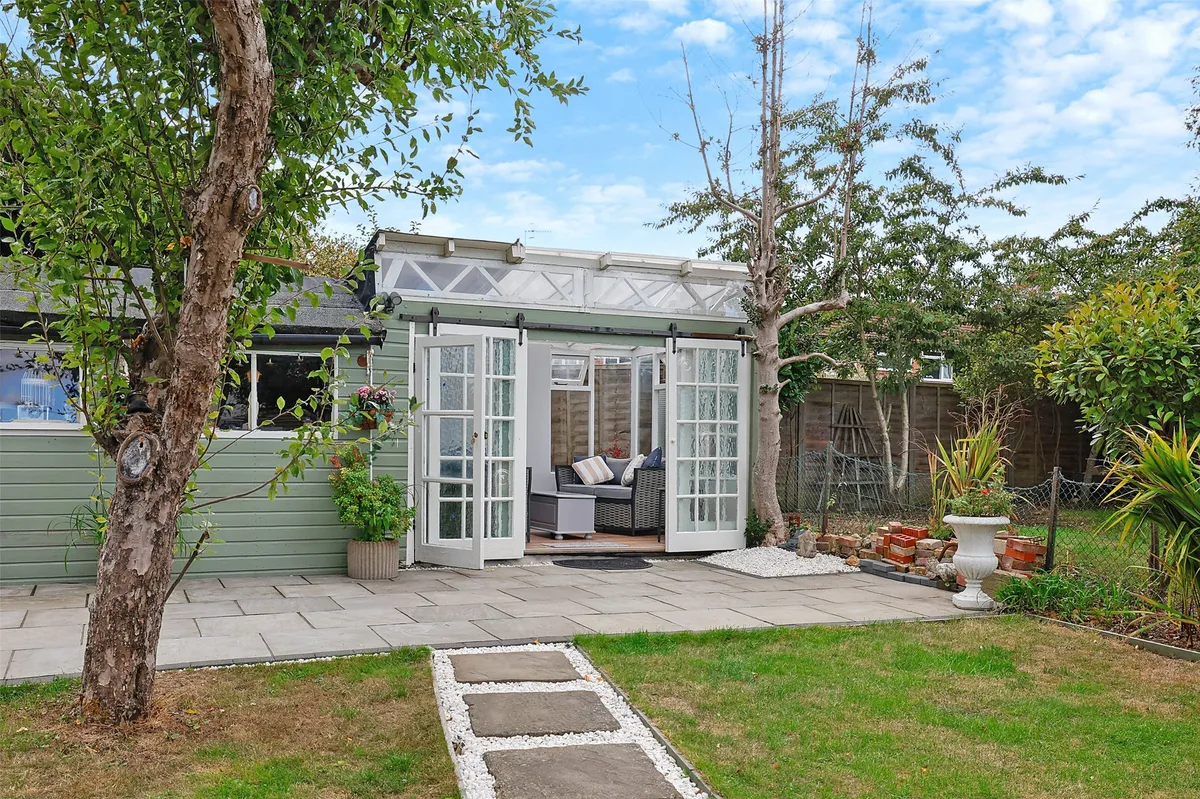 Elmwood Road, Redhill, Surrey, RH1